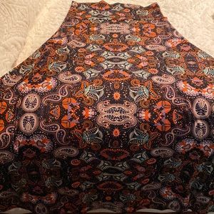 LulaRoe Maxi skirt size M